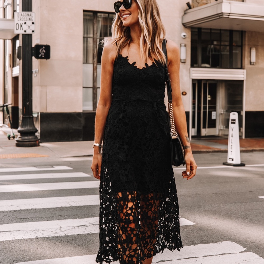 Express lace dress